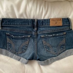 Low rise Hollister Short